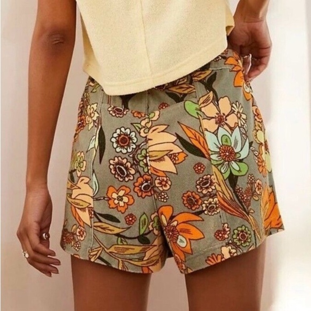 Free People : At First Sight Floral Printed Terry Shorts | Size XS | Used Once